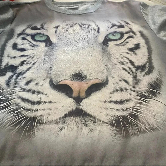 🎈RIFLESSI unisex gray tiger pull over crewneck  sweater size L animal print - Picture 4 of 9